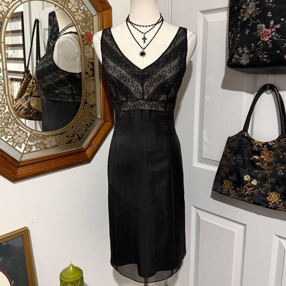 VTG Y2K Ann Taylor Black & Beige Silk Floral Embroidered Beaded Sheath Dress 6